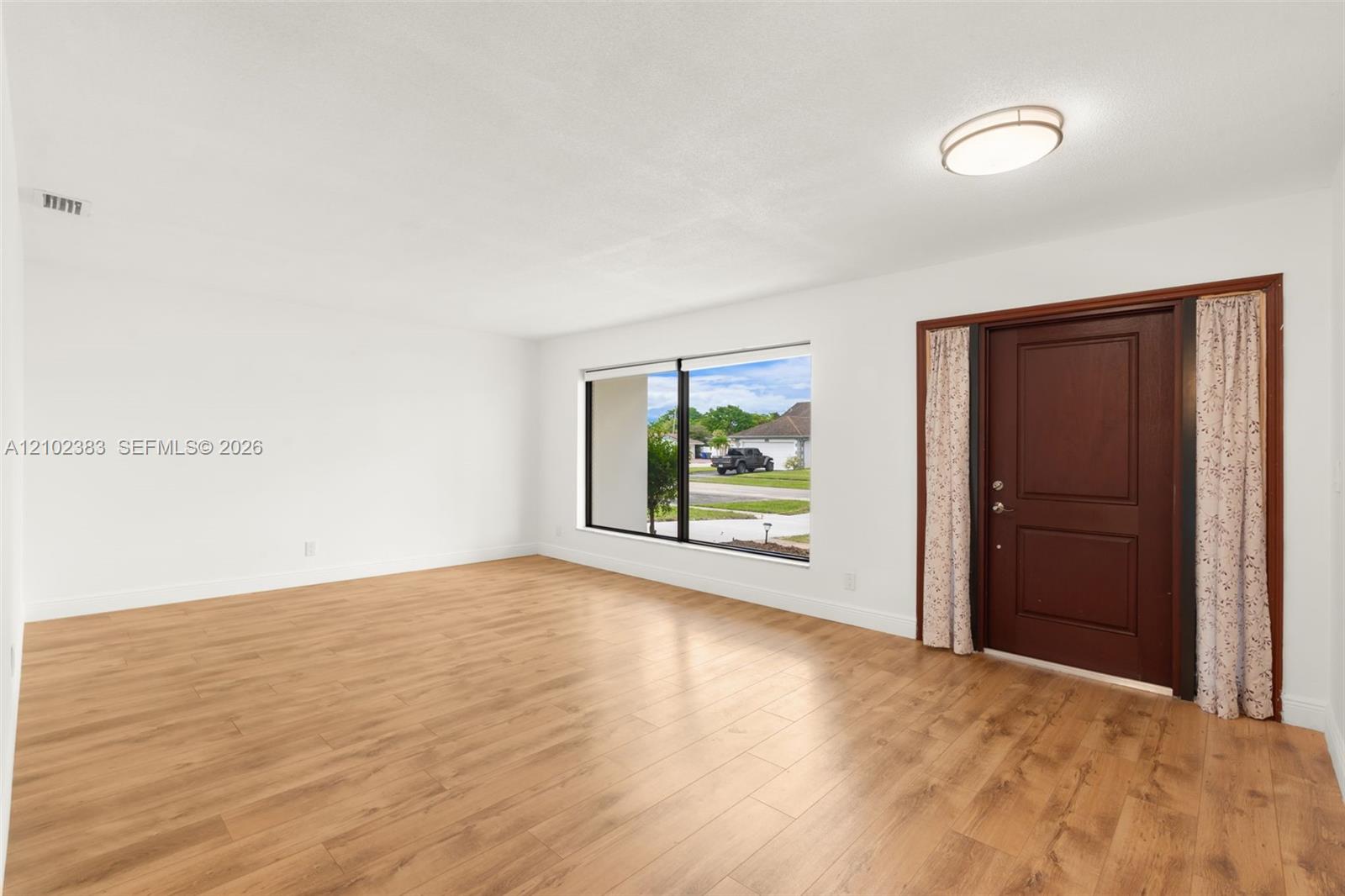 5510 Polk Street Property Photo 8