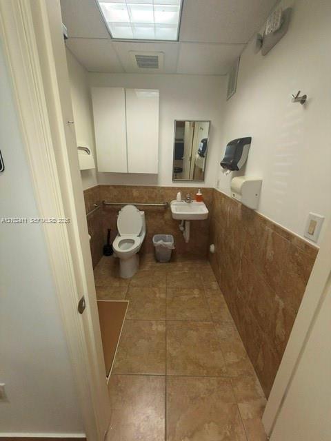 7501 Wiles Road 102-a Property Photo 7