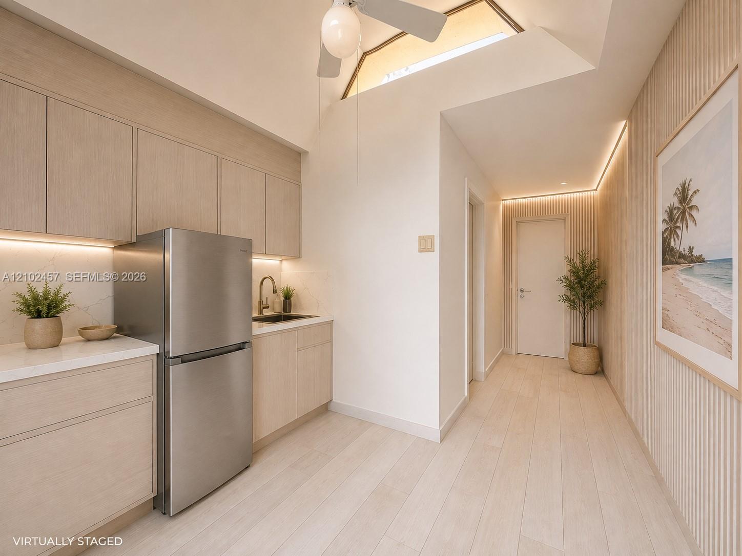 20191 E Country Club Drive Ca33 Property Photo 2