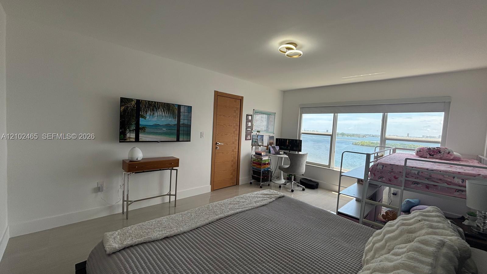 11111 Biscayne Boulevard 16a Property Photo 6