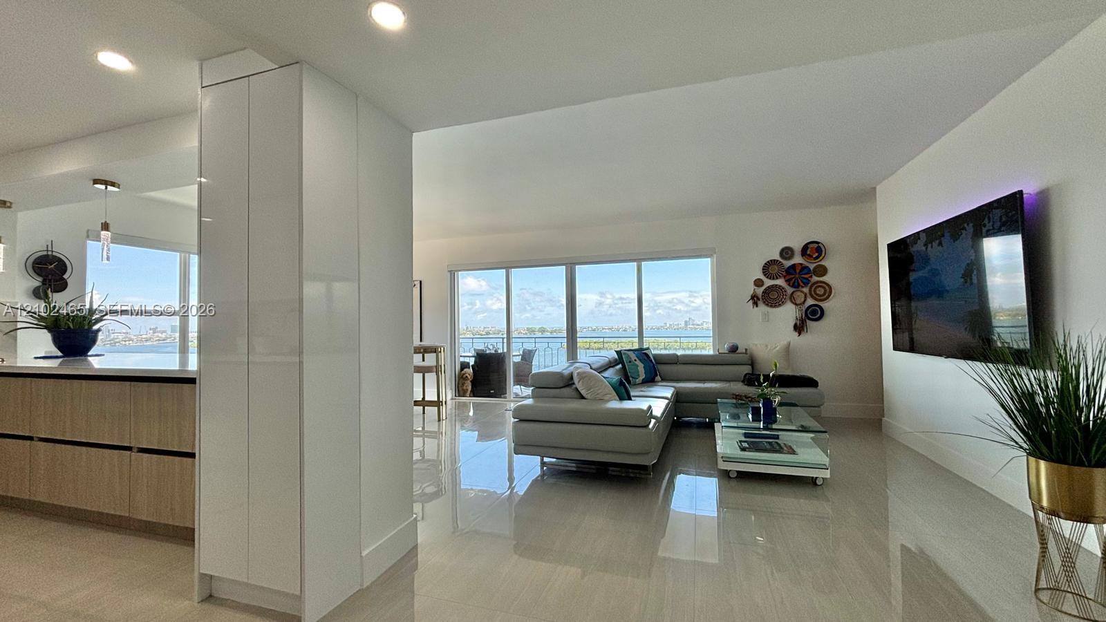 11111 Biscayne Boulevard 16a Property Photo 15