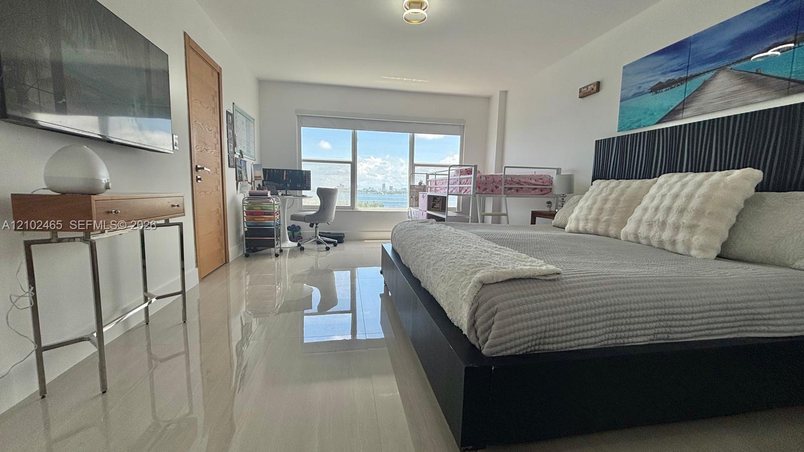 11111 Biscayne Boulevard 16a Property Photo 25