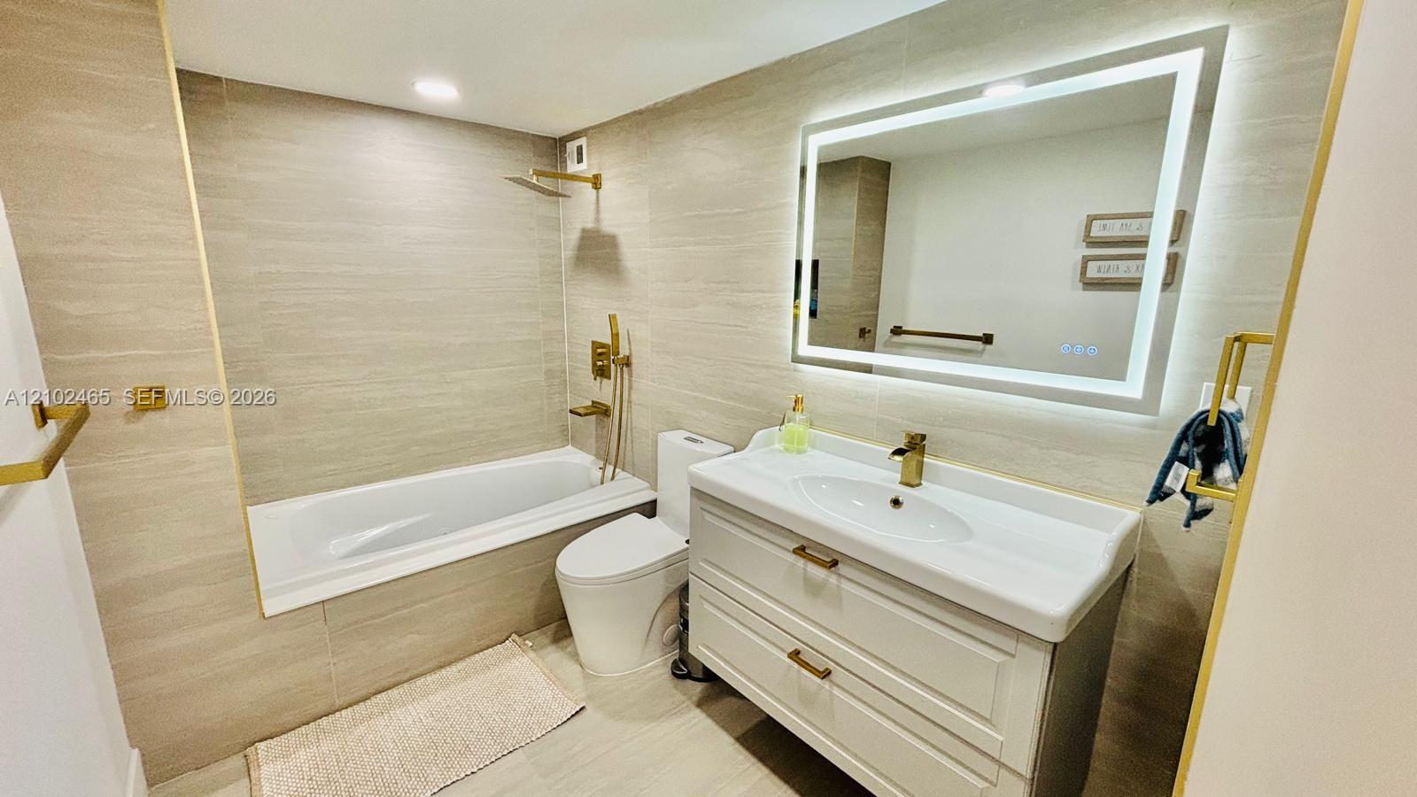 11111 Biscayne Boulevard 16a Property Photo 33