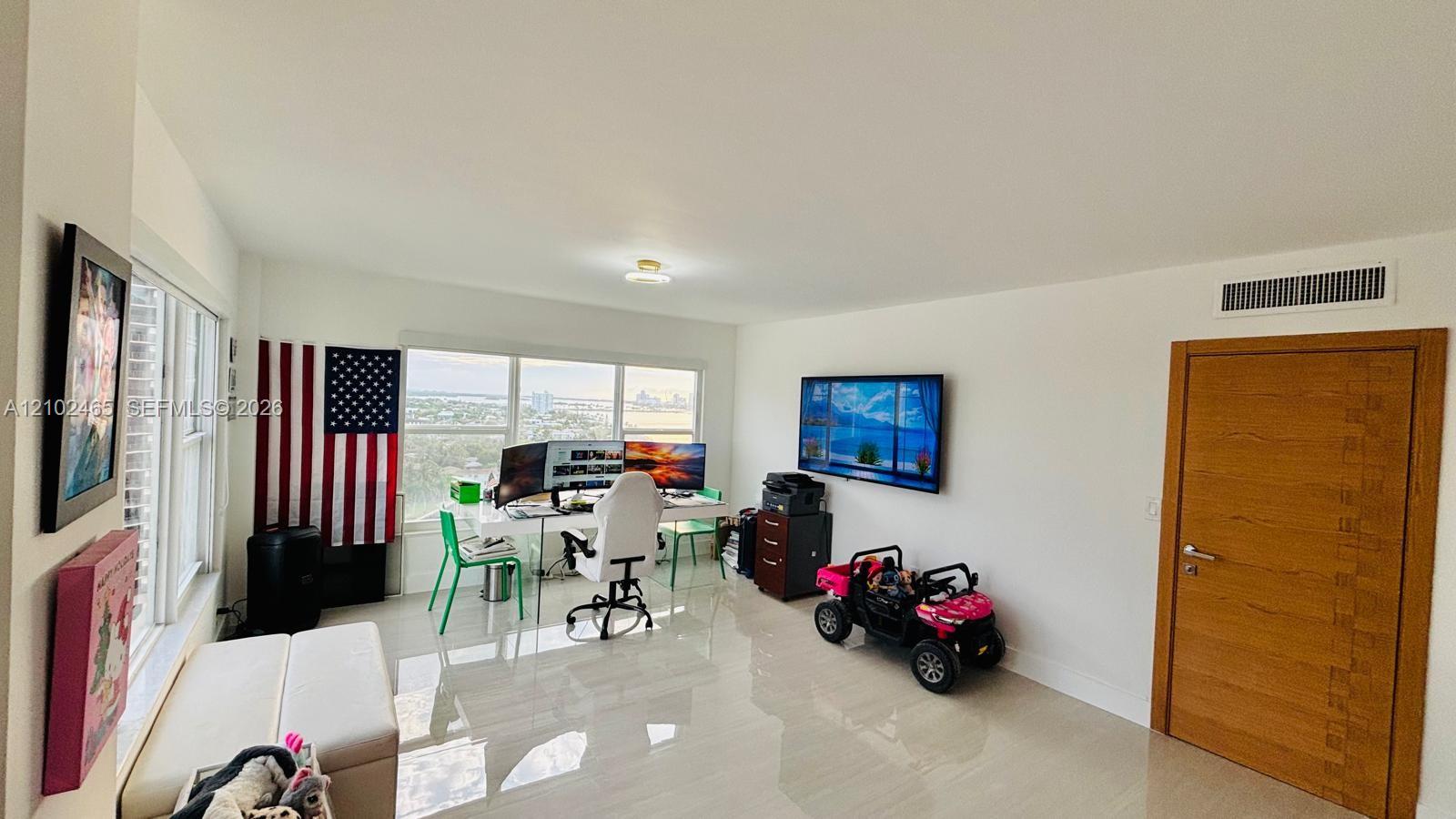 11111 Biscayne Boulevard 16a Property Photo 35