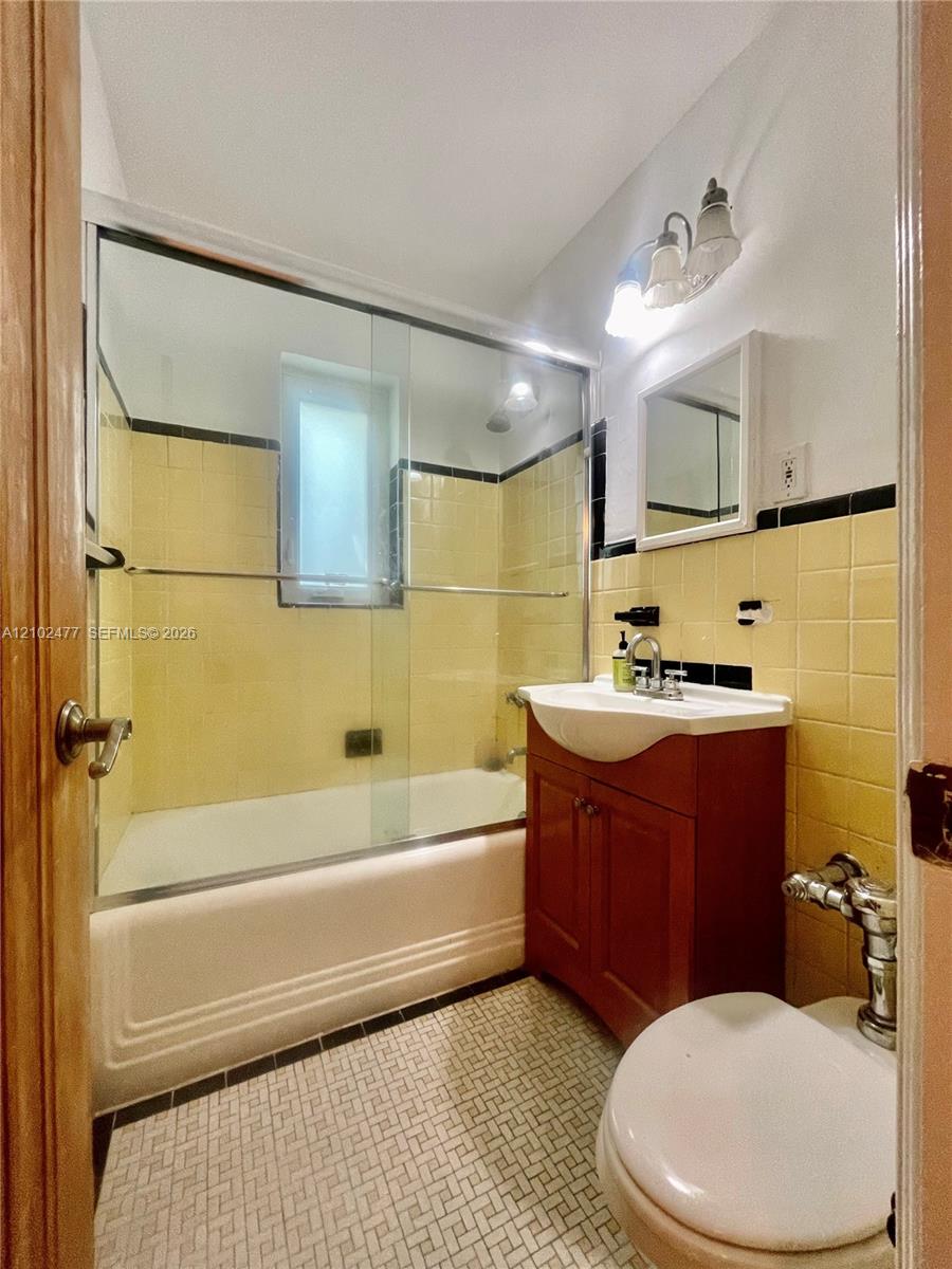 260 Euclid Avenue 26 Property Photo 13