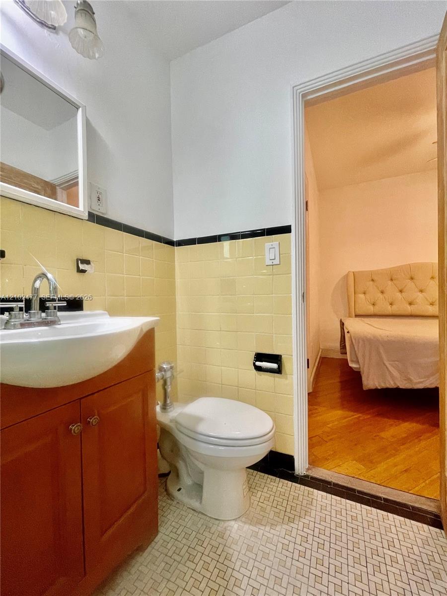 260 Euclid Avenue 26 Property Photo 14