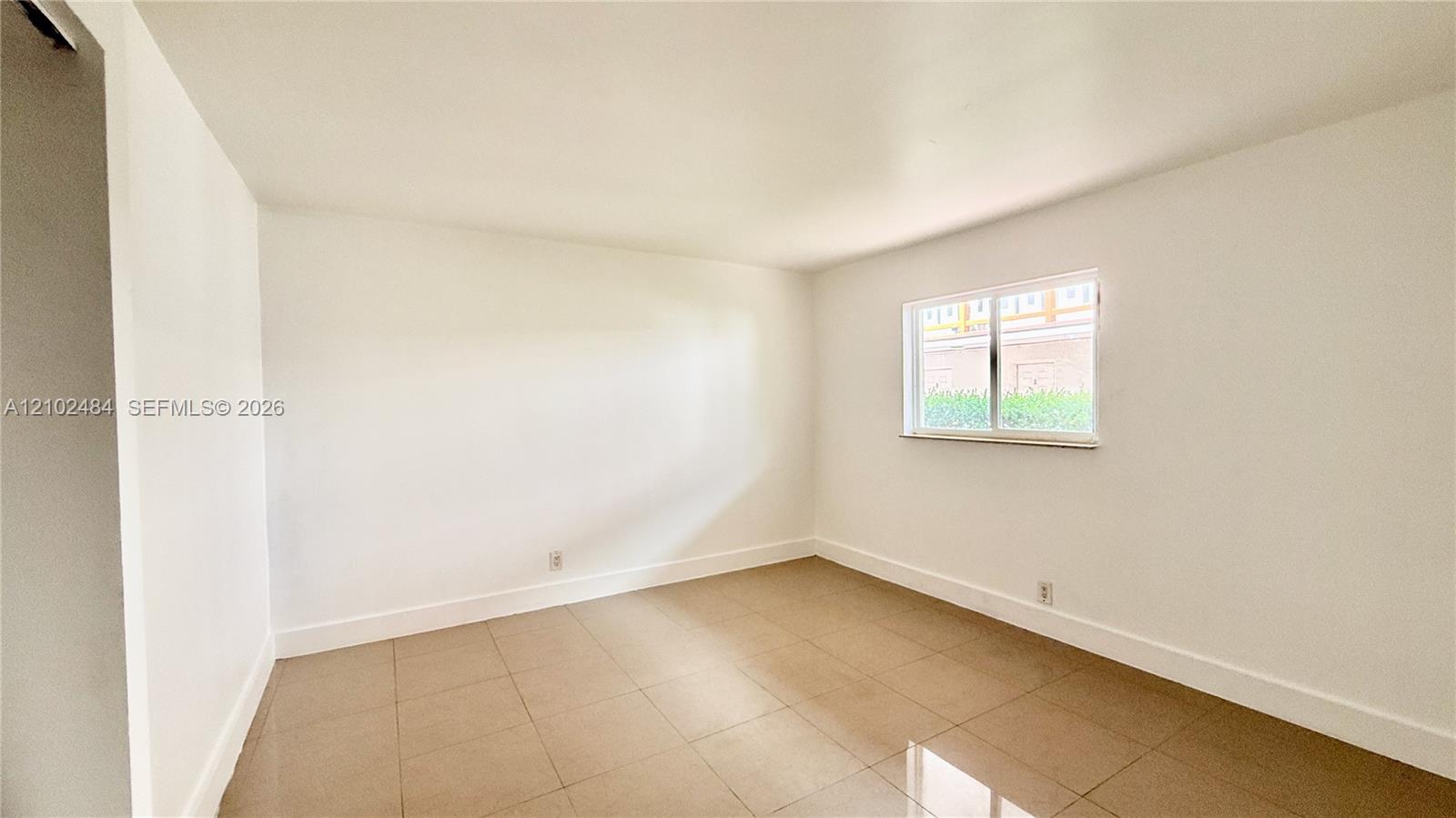 1548 Sw 5th Place 3 Property Photo 16