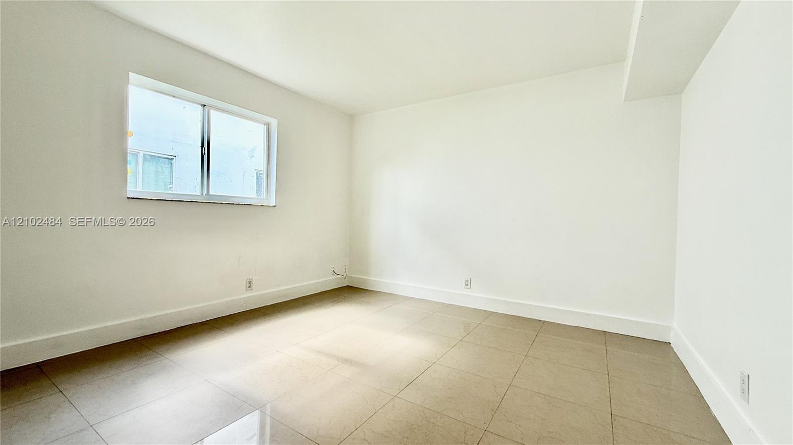 1548 Sw 5th Place 3 Property Photo 21