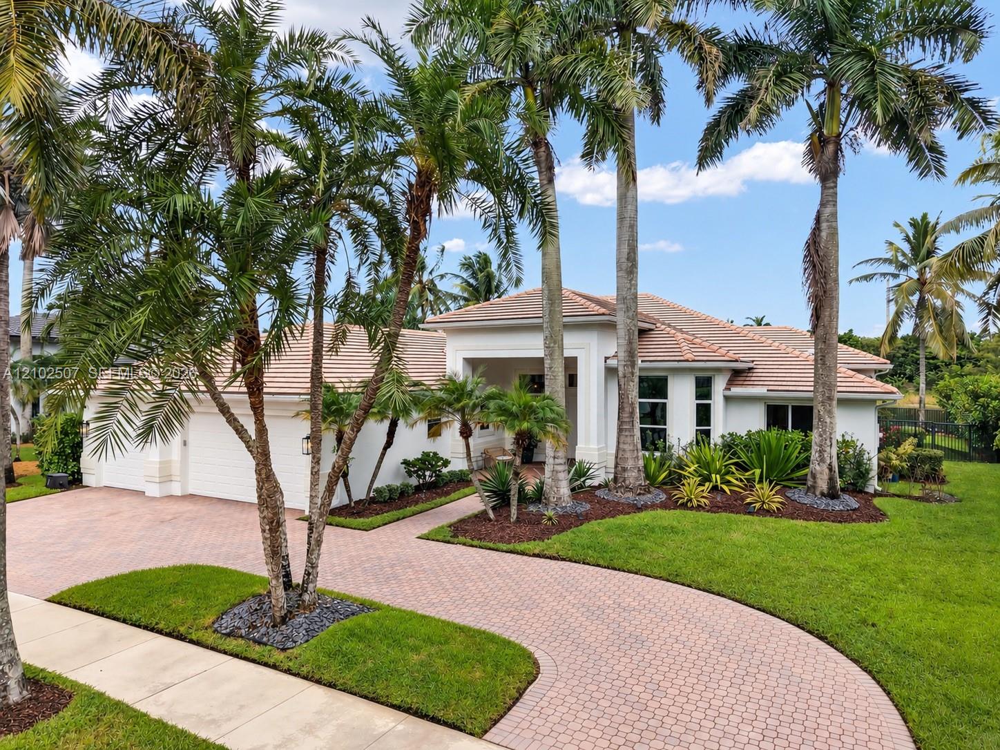 1378 Victoria Isle Drive Property Photo 2