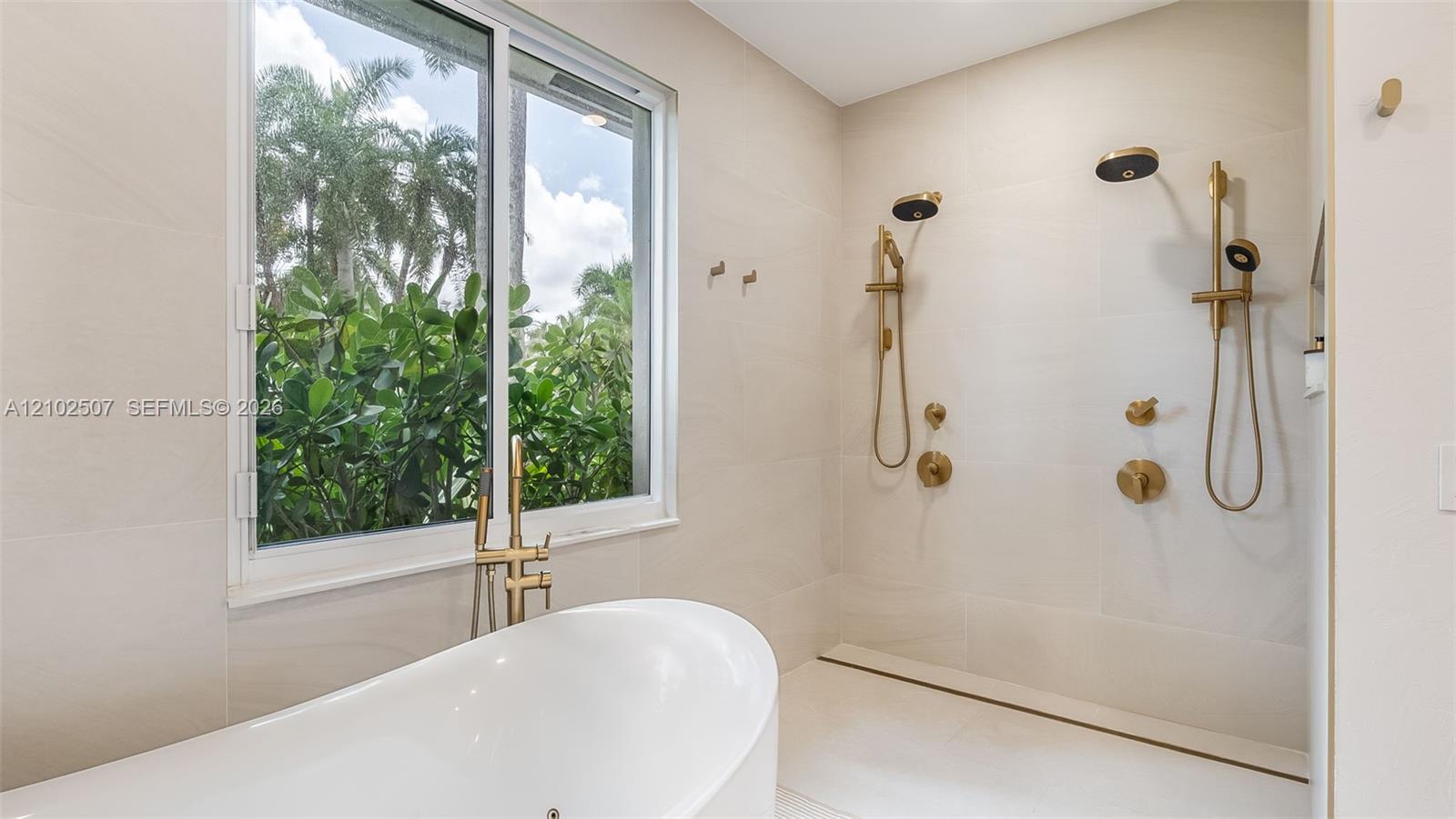 1378 Victoria Isle Drive Property Photo 27