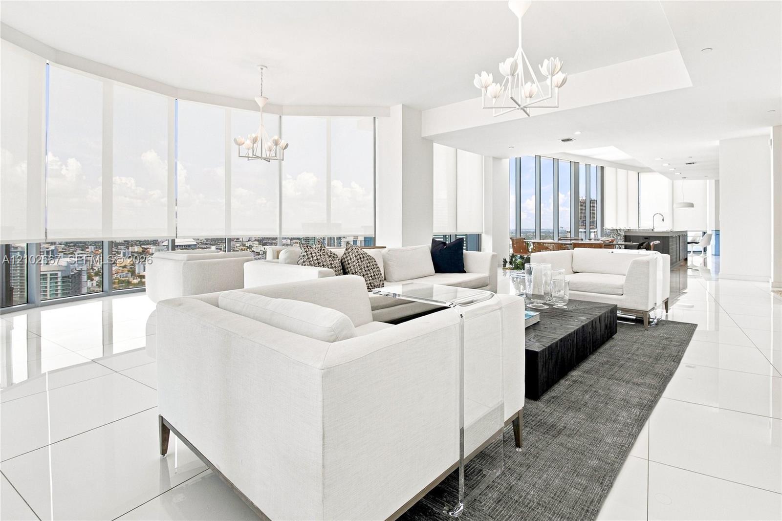 200 Biscayne Boulevard Way 5302 Property Photo 2