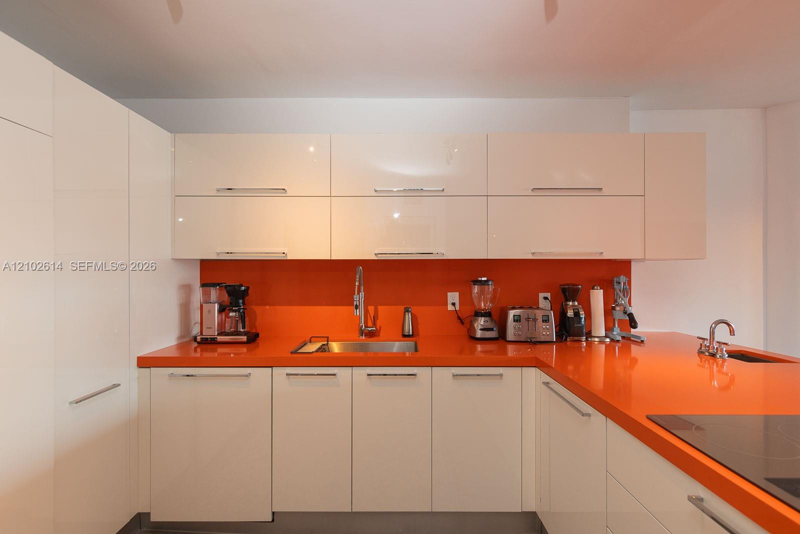 900 Bay Drive 224 Property Photo 10
