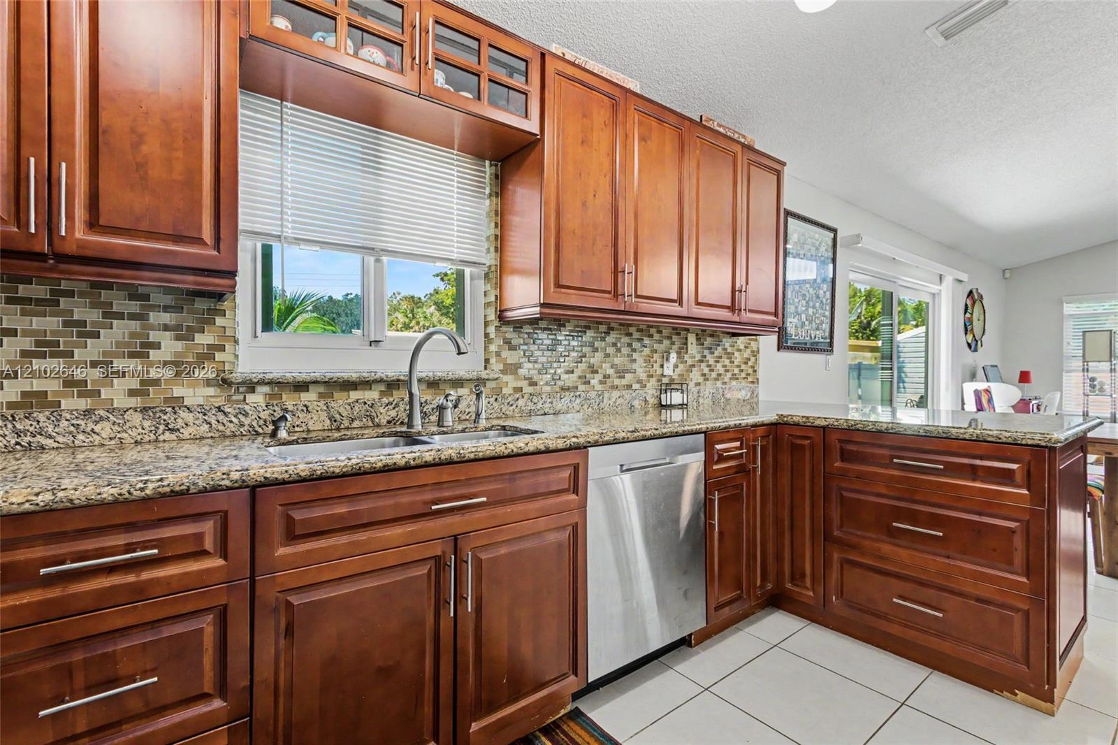 4539 Sw 28th Way Property Photo 16