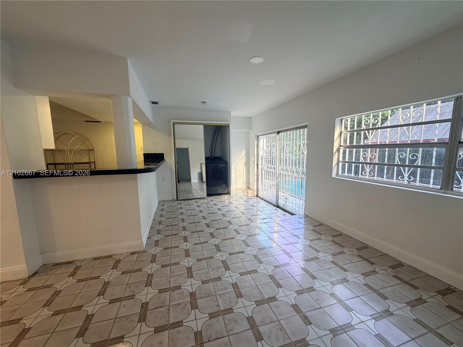 8218 Southampton Drive A Property Photo 12