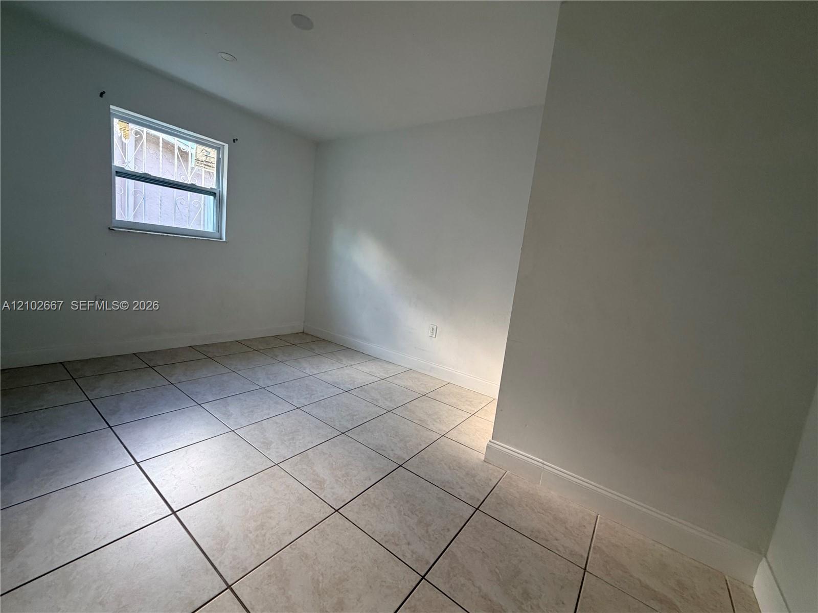 8218 Southampton Drive A Property Photo 20