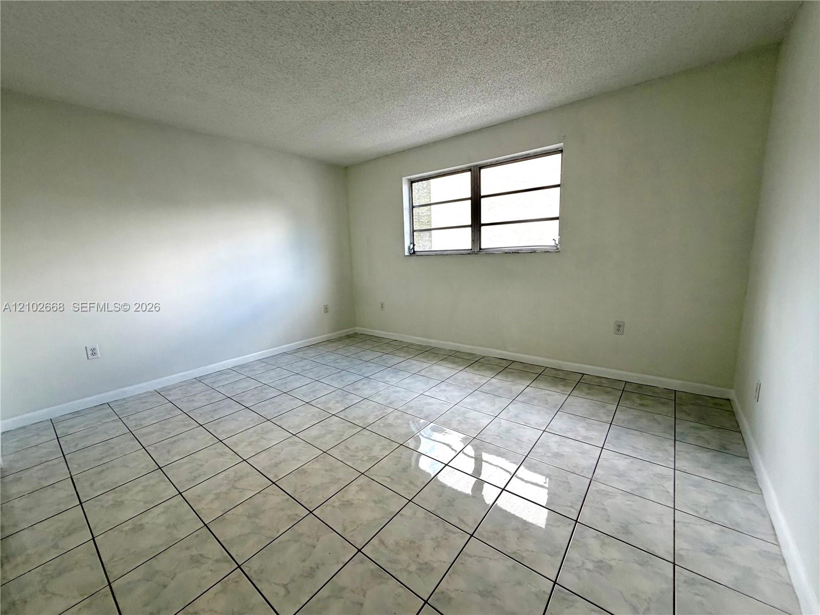 3665 Ne 167th Street 204 Property Photo 16