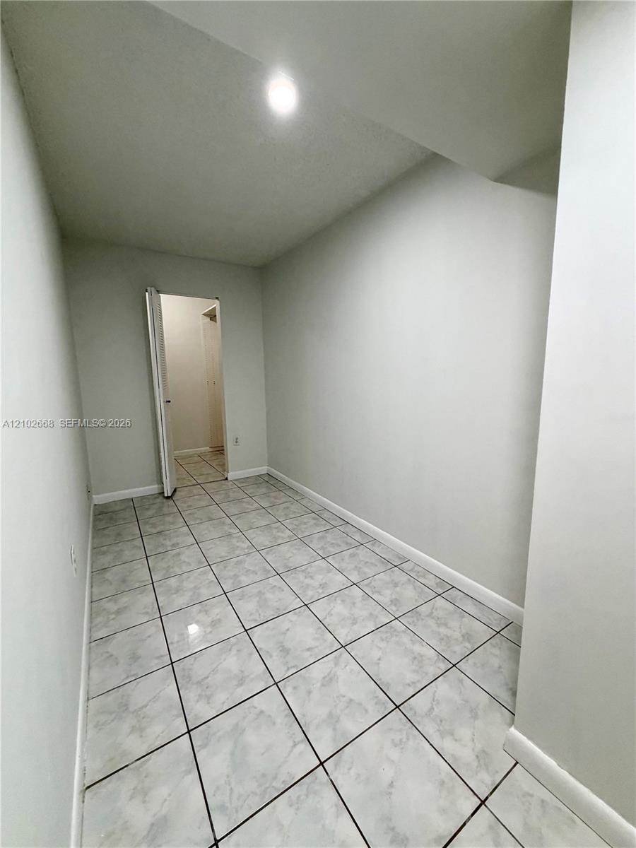 3665 Ne 167th Street 204 Property Photo 18