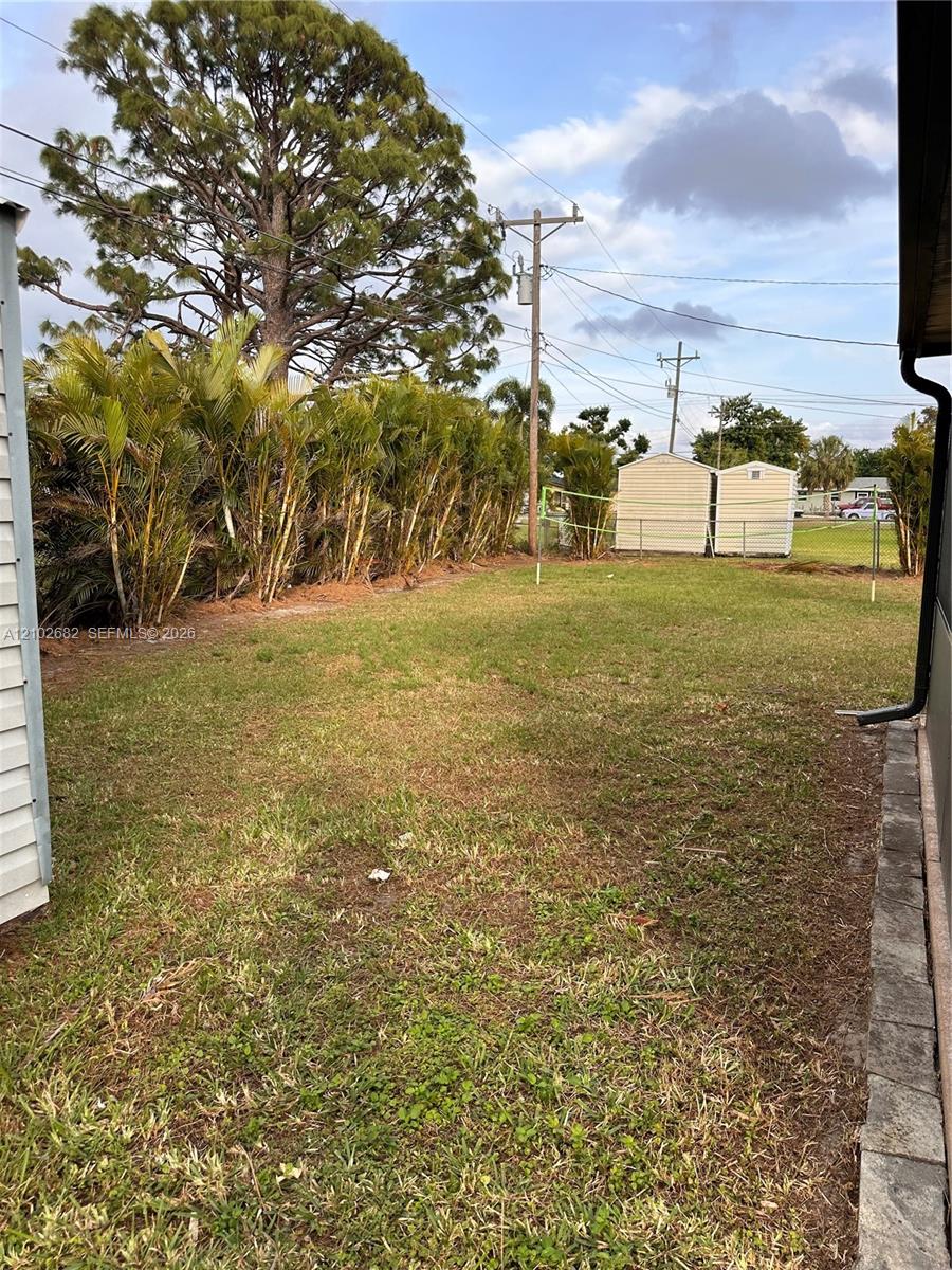 4562 Tennyson Drive Property Photo 11
