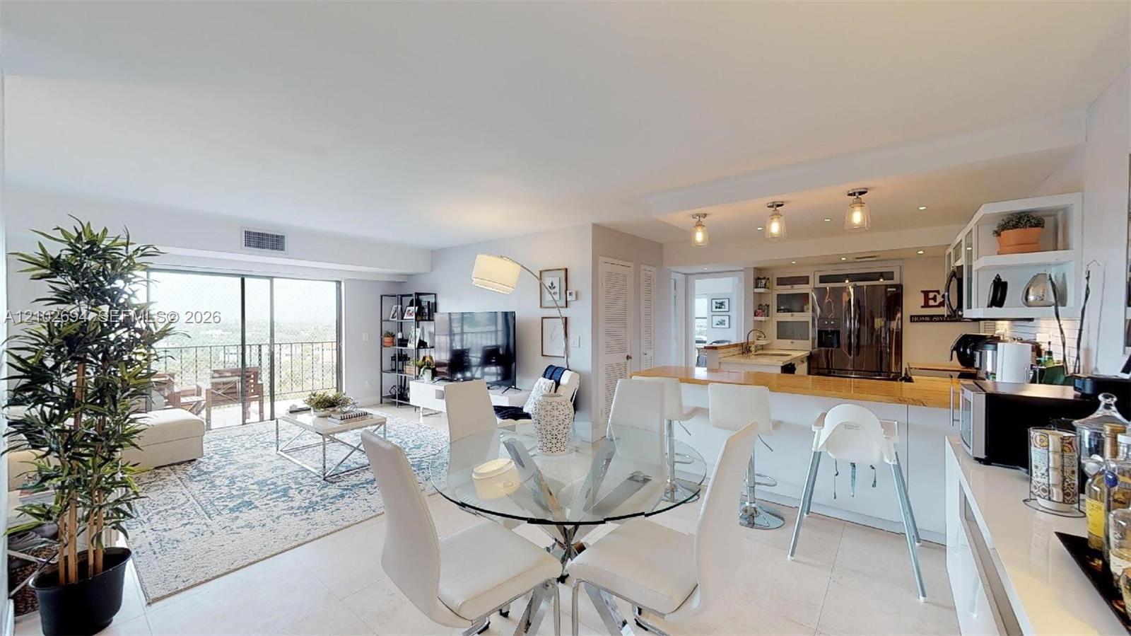 77 Crandon Boulevard 8D Property Photo 1
