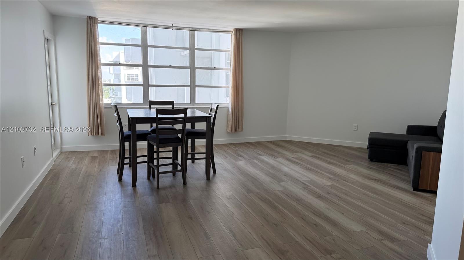 2750 Ne 183rd Street 2106 Property Photo 4