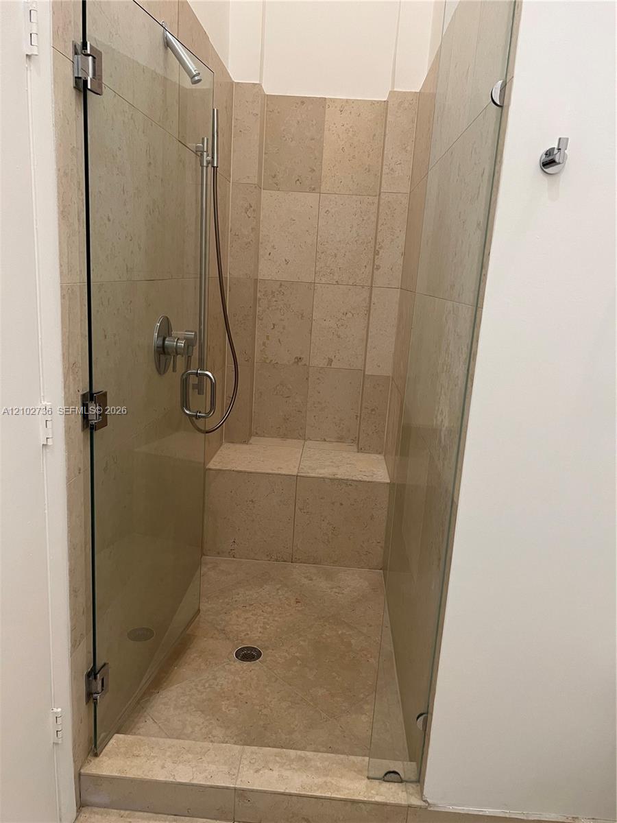 465 Brickell Avenue 2804 Property Photo 1
