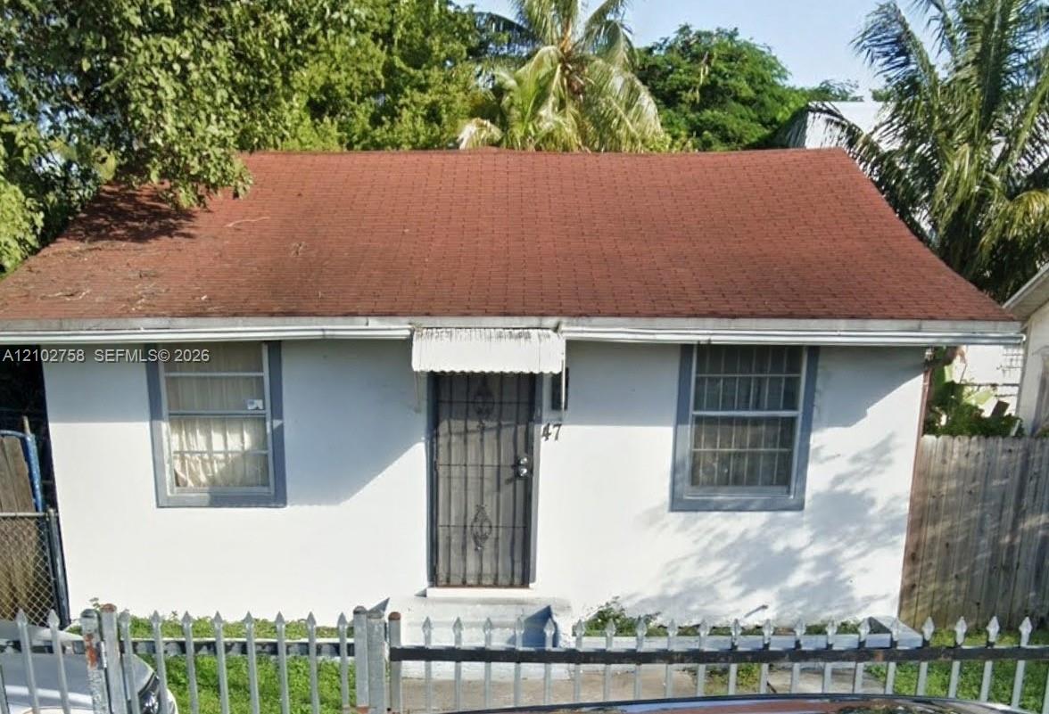 47 Ne 75th Street Property Photo 1