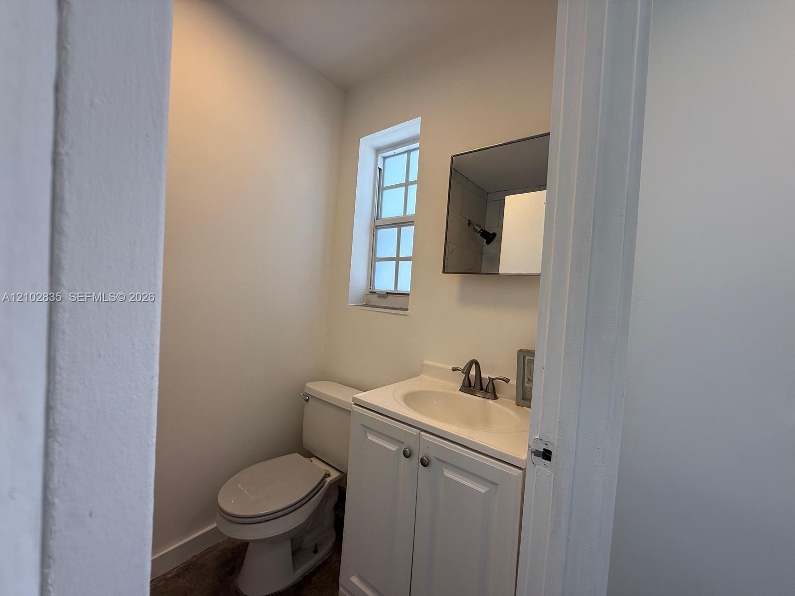 912 Euclid Avenue Property Photo 22