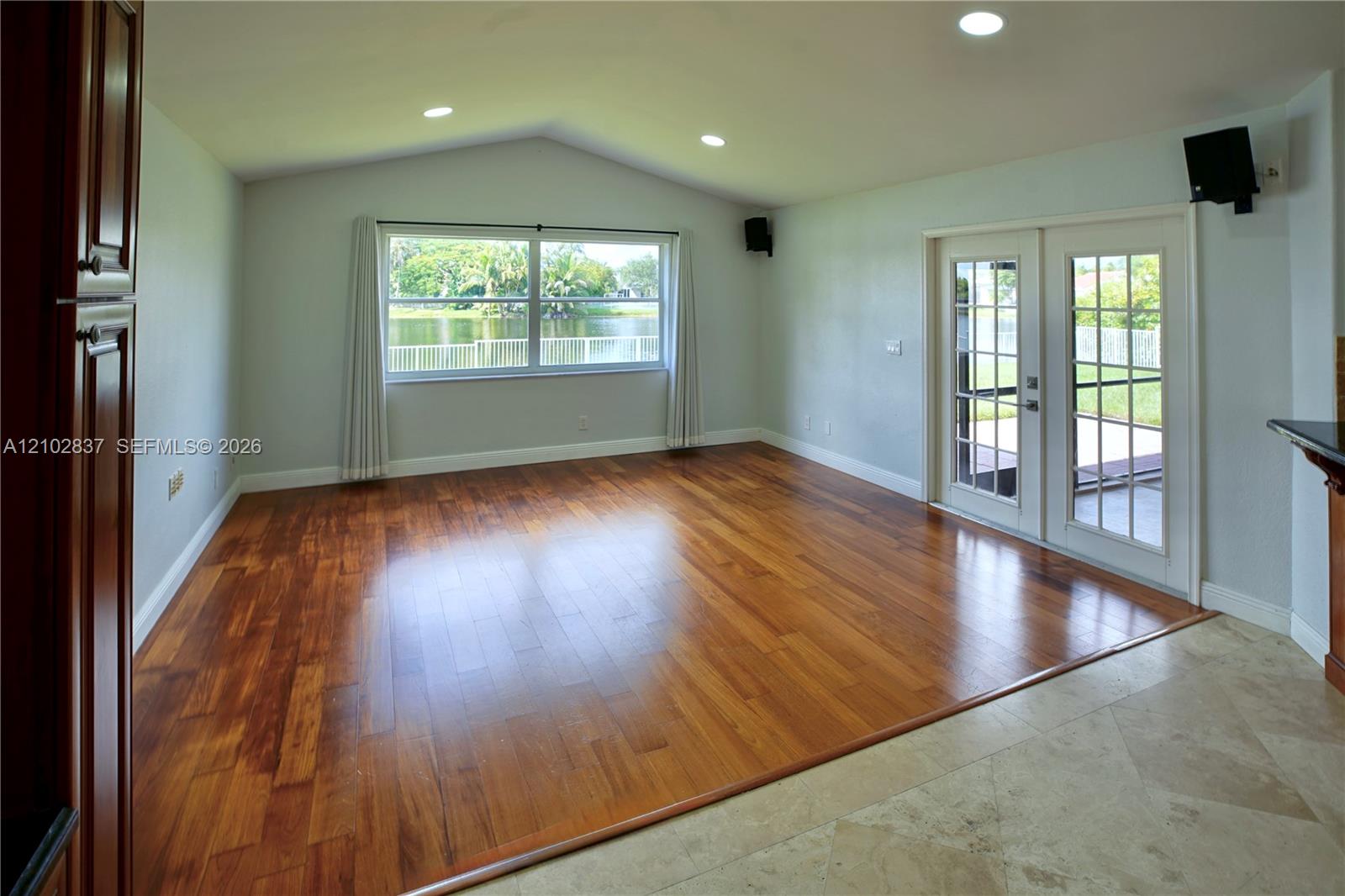 18281 Sw 22nd Street Property Photo 4