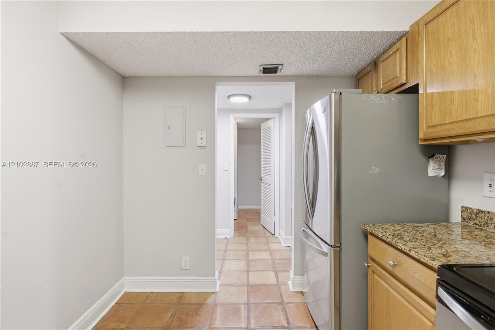 2500 Parkview Drive 415 Property Photo 12