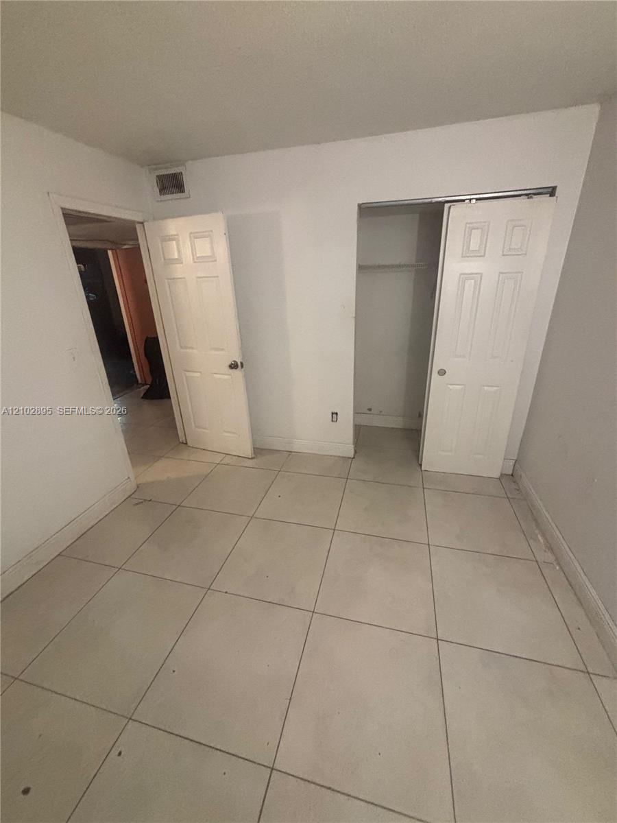 902 Ne 209th Street 106-40 Property Photo 13