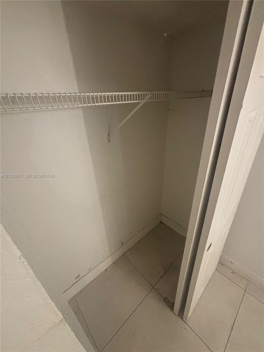 902 Ne 209th Street 106-40 Property Photo 19