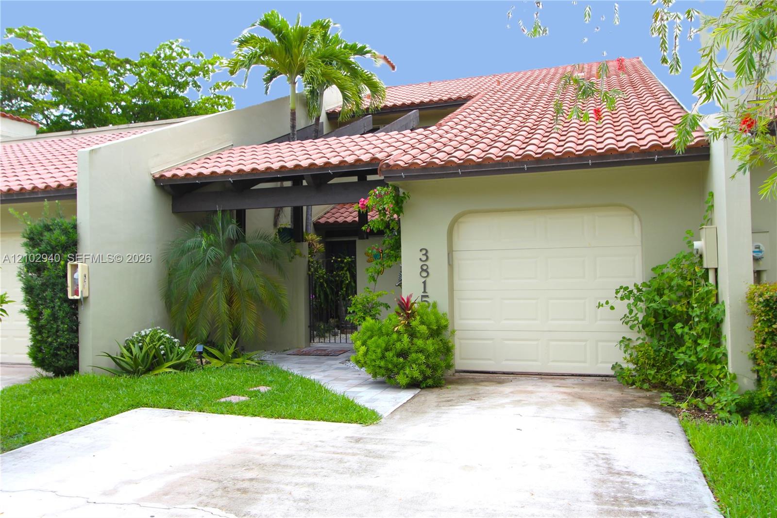 3815 Alcantara Avenue D-77 Property Photo 1