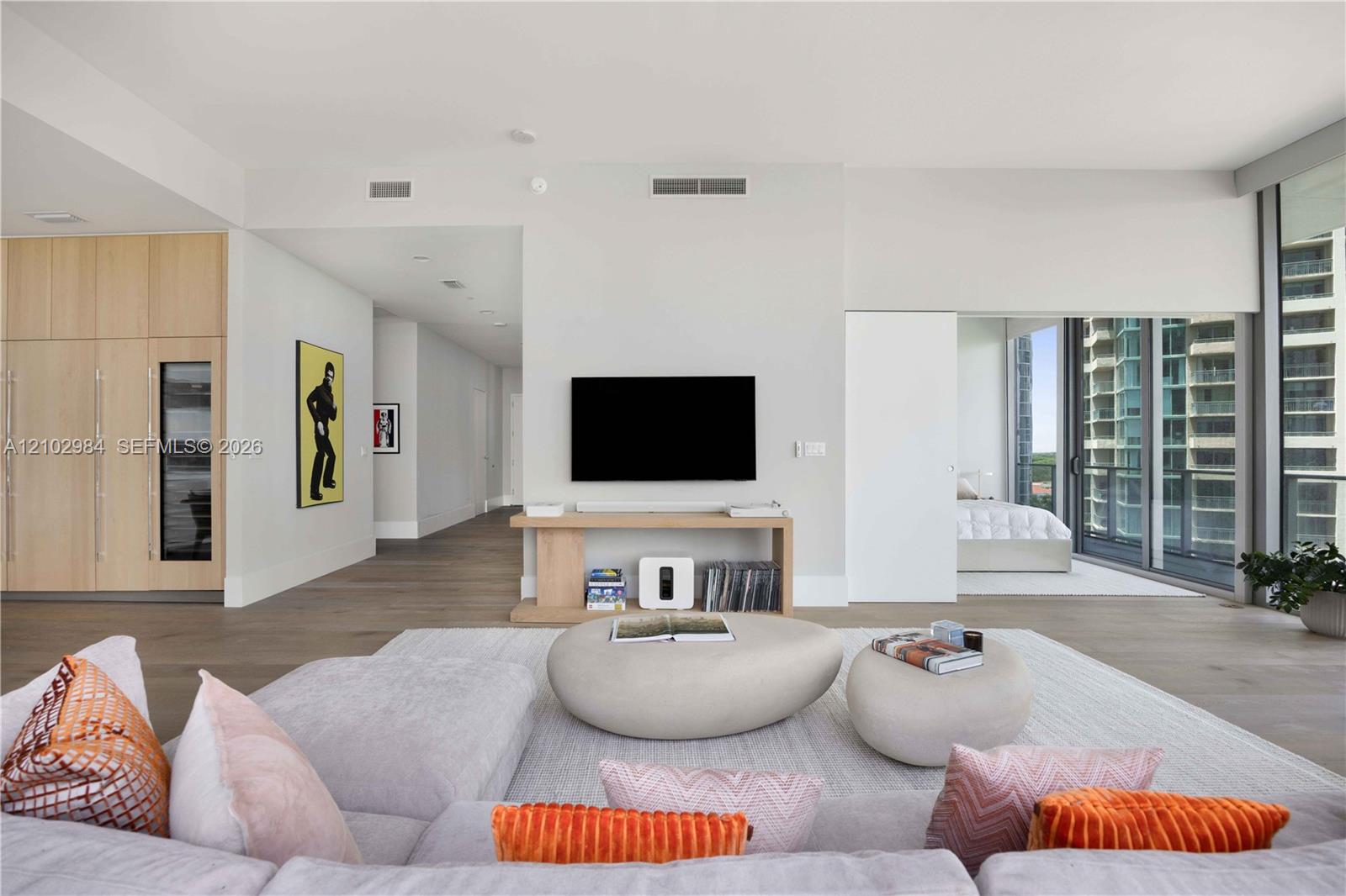 2669 S Bayshore Drive 903n Property Photo 16