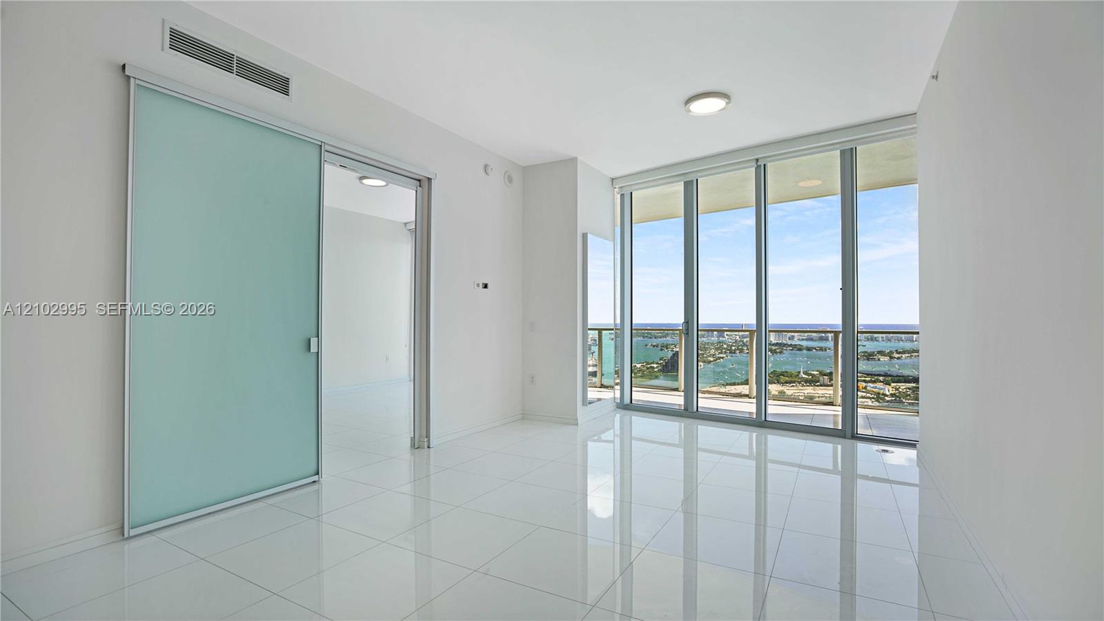 1100 Biscayne Boulevard 5202 Property Photo 14