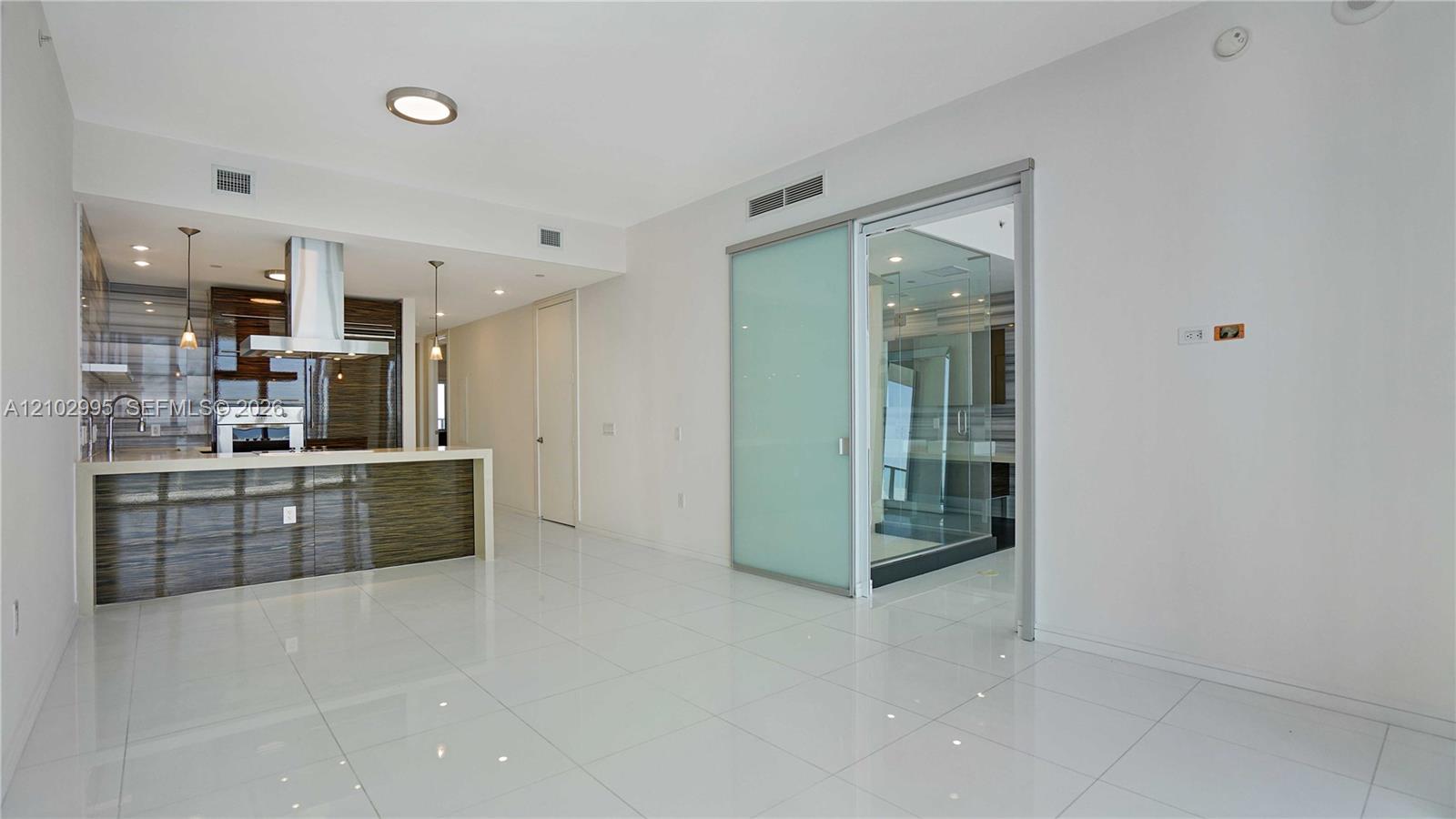 1100 Biscayne Boulevard 5202 Property Photo 16