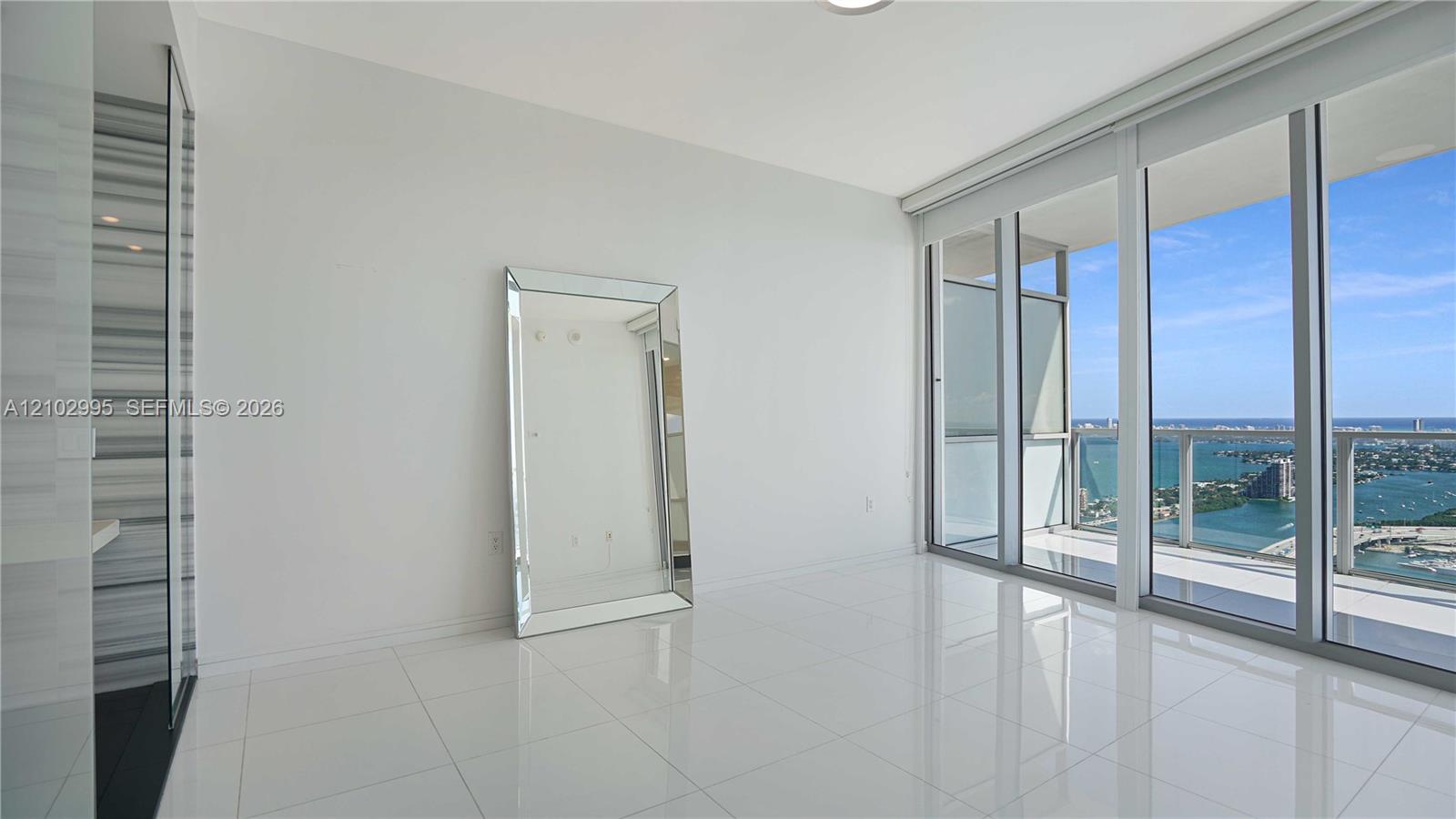 1100 Biscayne Boulevard 5202 Property Photo 17