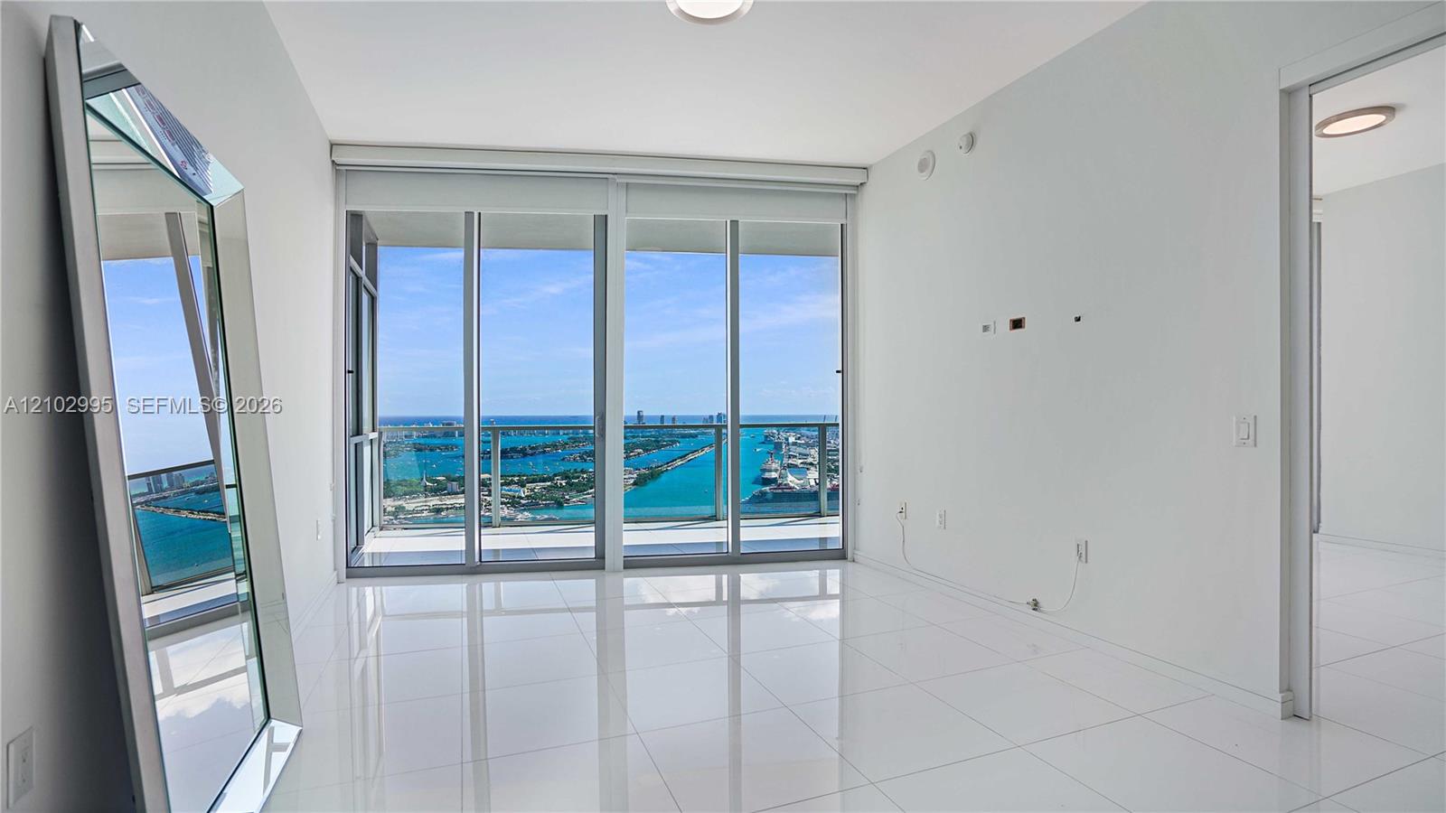 1100 Biscayne Boulevard 5202 Property Photo 18