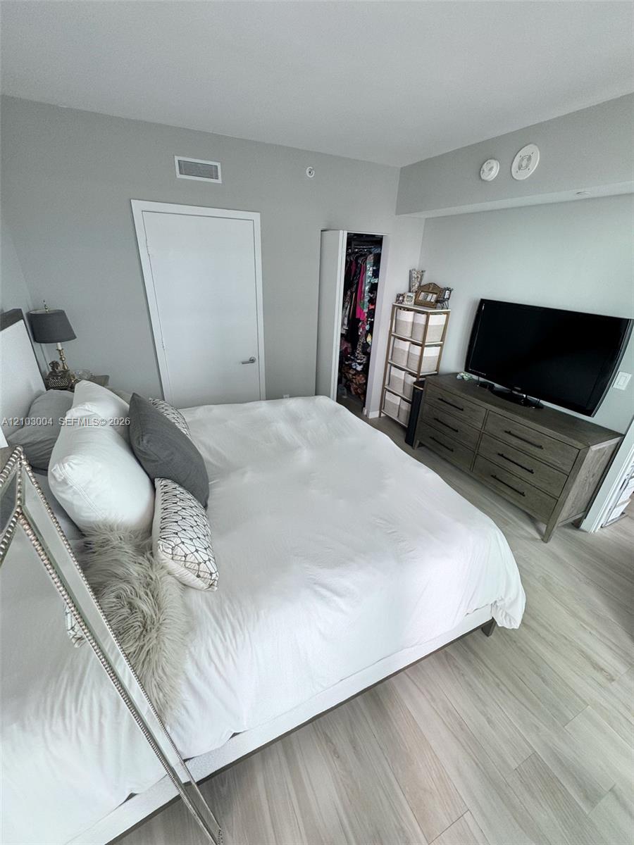 1300 S Miami Avenue 2808 Property Photo 10