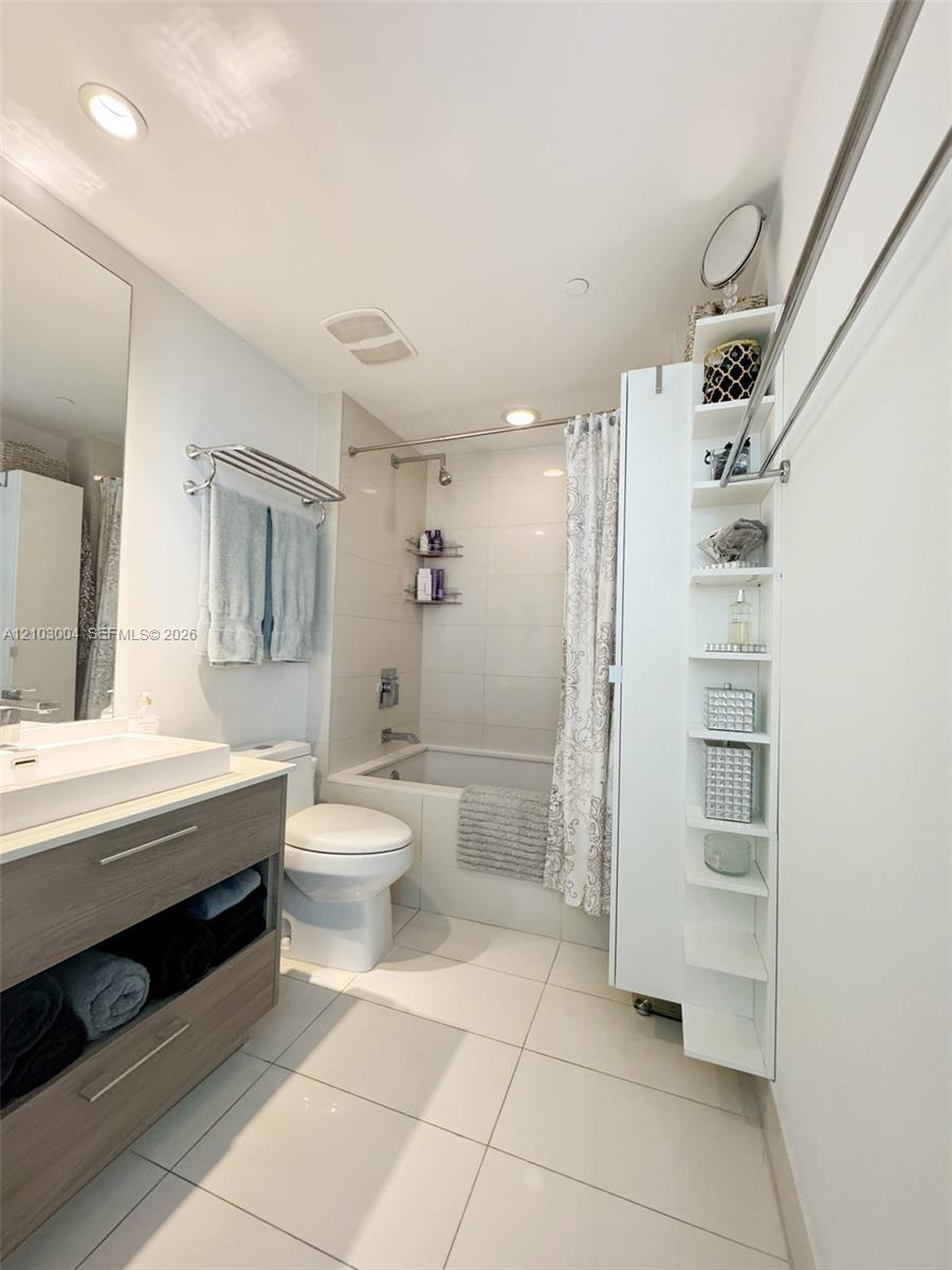 1300 S Miami Avenue 2808 Property Photo 11