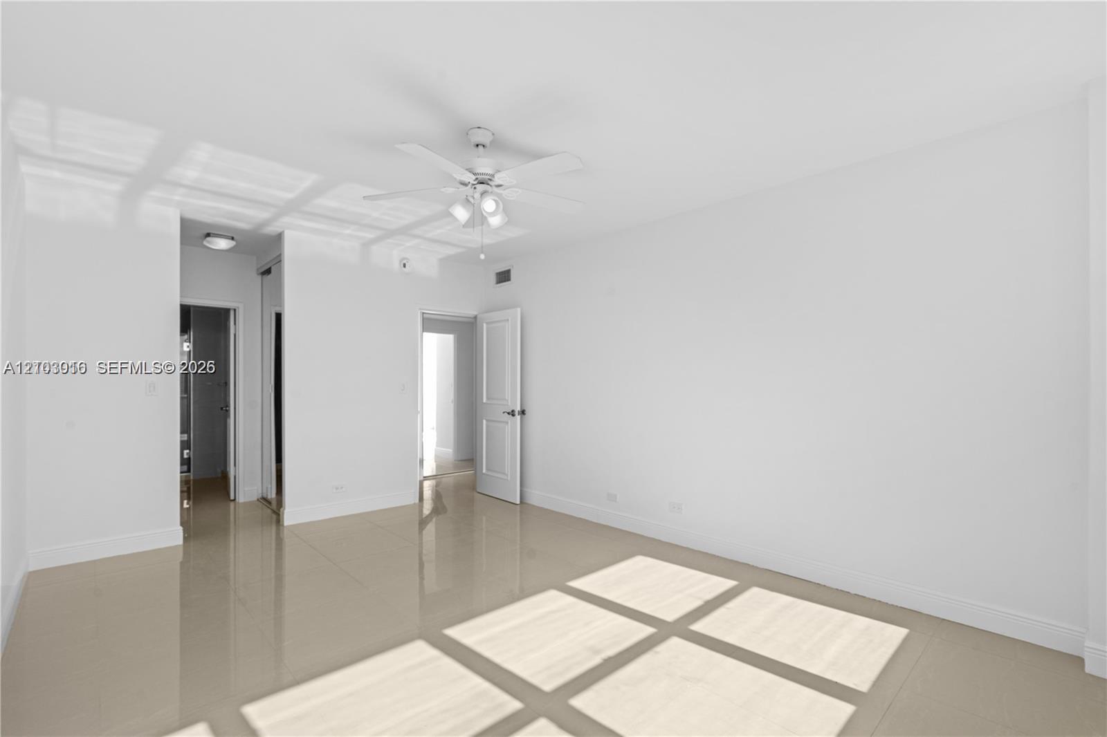 7441 Wayne Avenue 10k Property Photo 16
