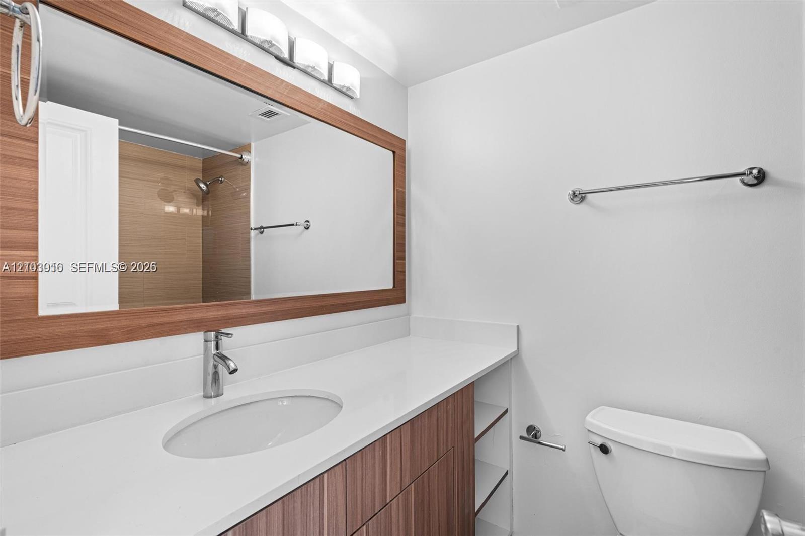 7441 Wayne Avenue 10k Property Photo 19
