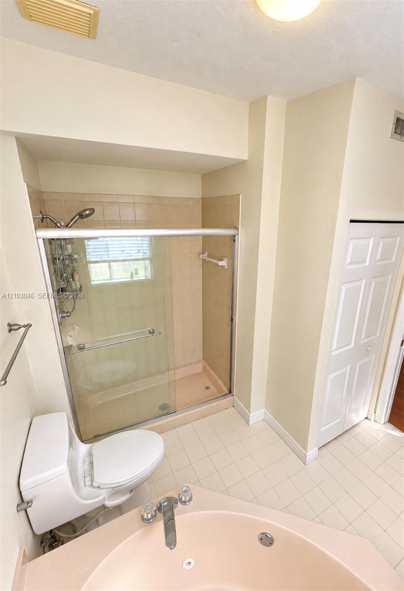 4826 Nw 116th Avenue Property Photo 17