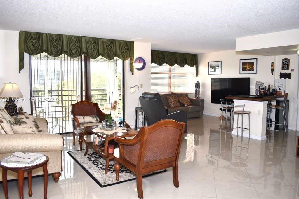 1300 Saint Charles Place 617 Property Photo 1