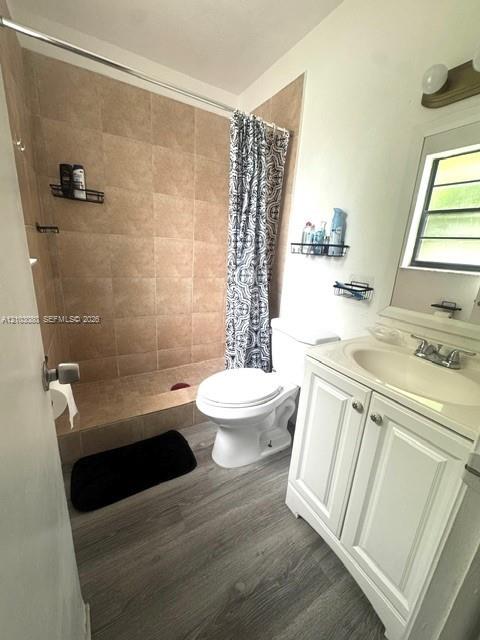 1709 Shenandoah Street B Property Photo 8