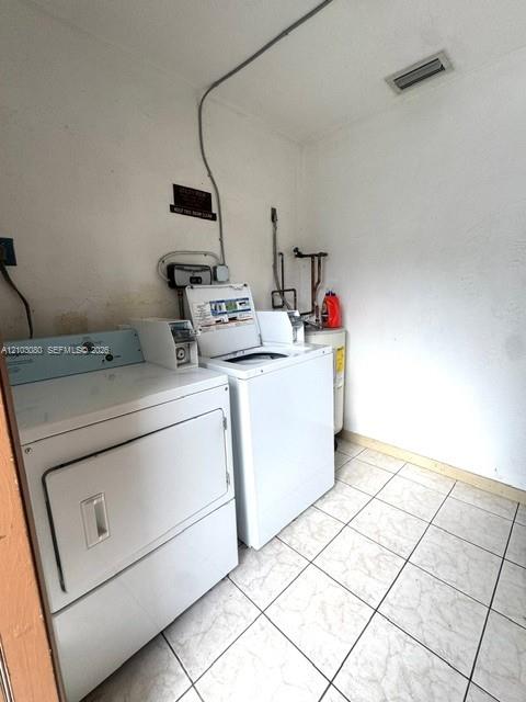 1709 Shenandoah Street B Property Photo 13