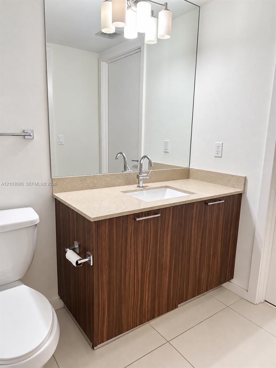 5252 Nw 85th Avenue 309 Property Photo 4