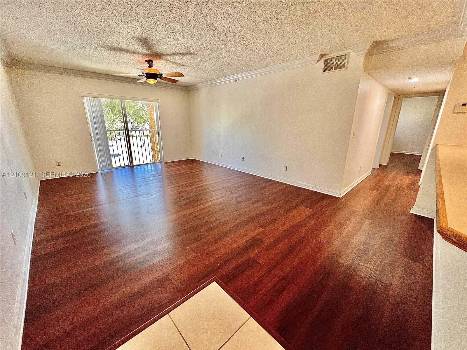 9905 Westwood Drive 25-3 Property Photo 3