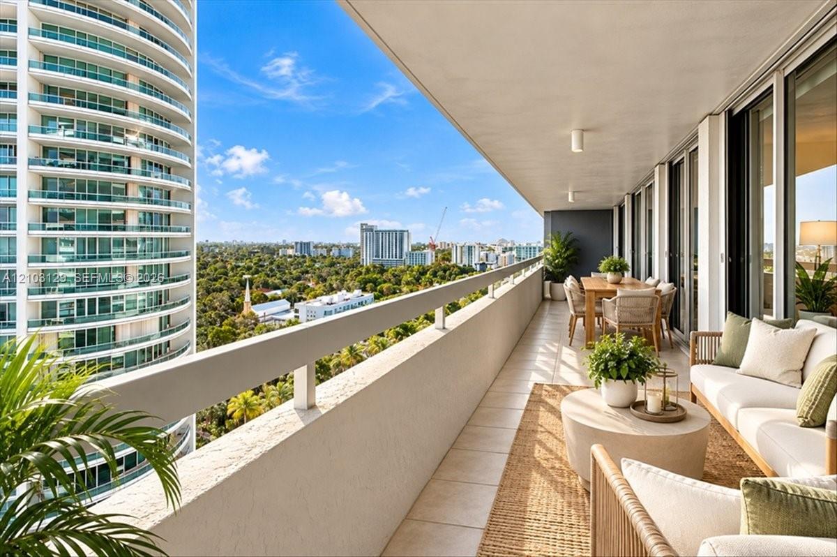1627 Brickell Avenue 2005 Property Photo 19