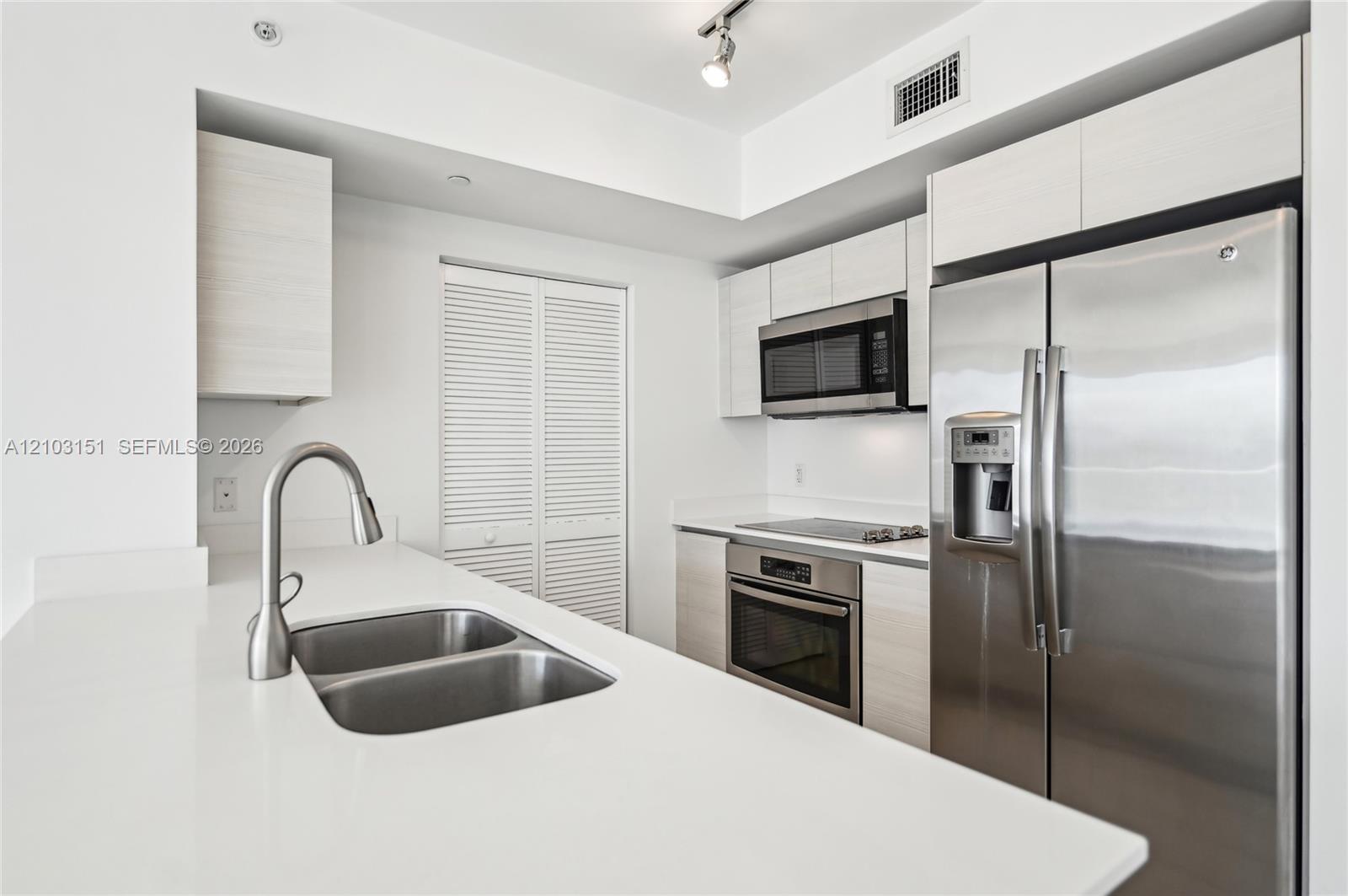 4250 Biscayne Boulevard 1516 Property Photo 10