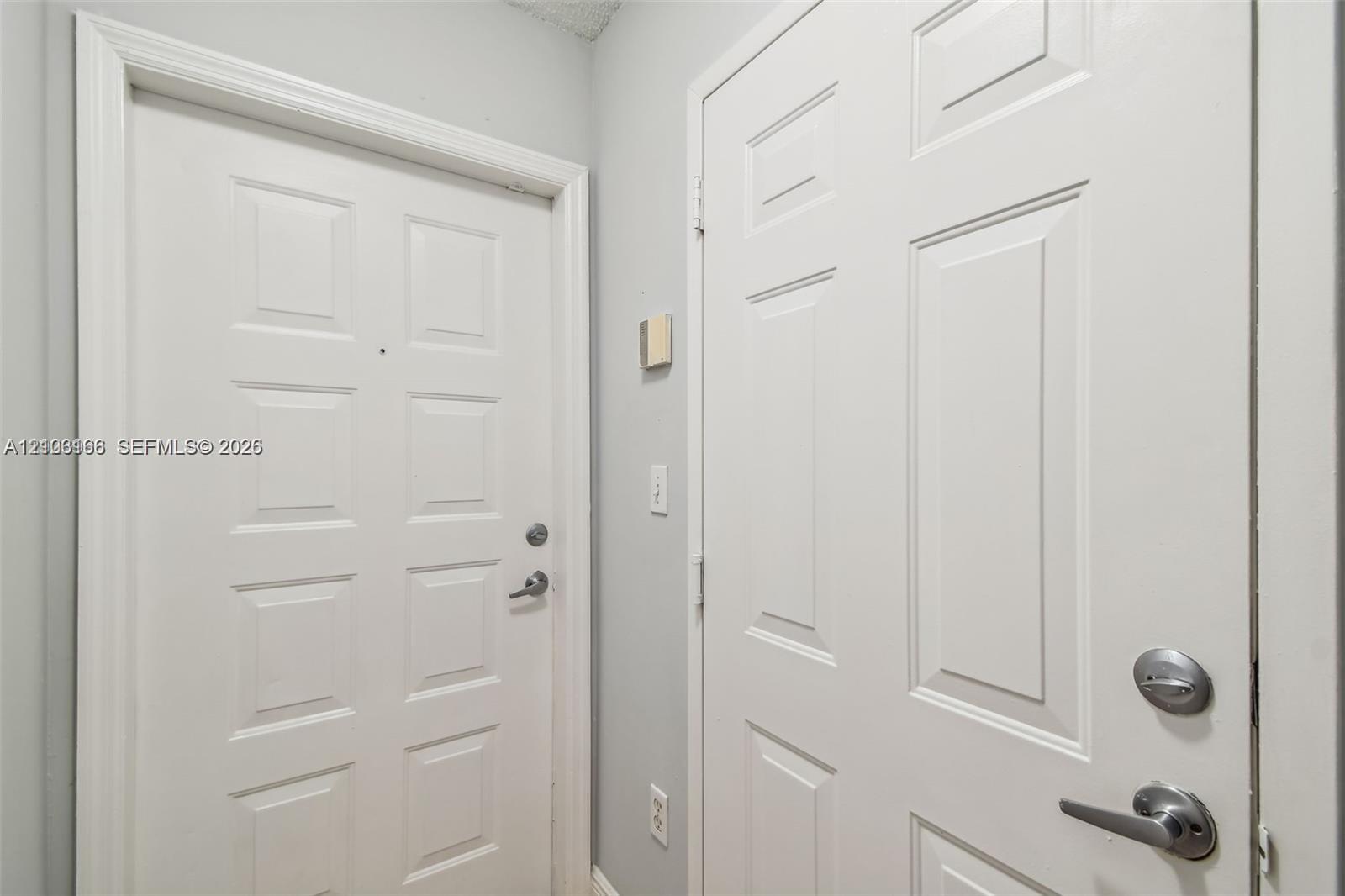 2945 Ne 185th Street 1407 Property Photo 7
